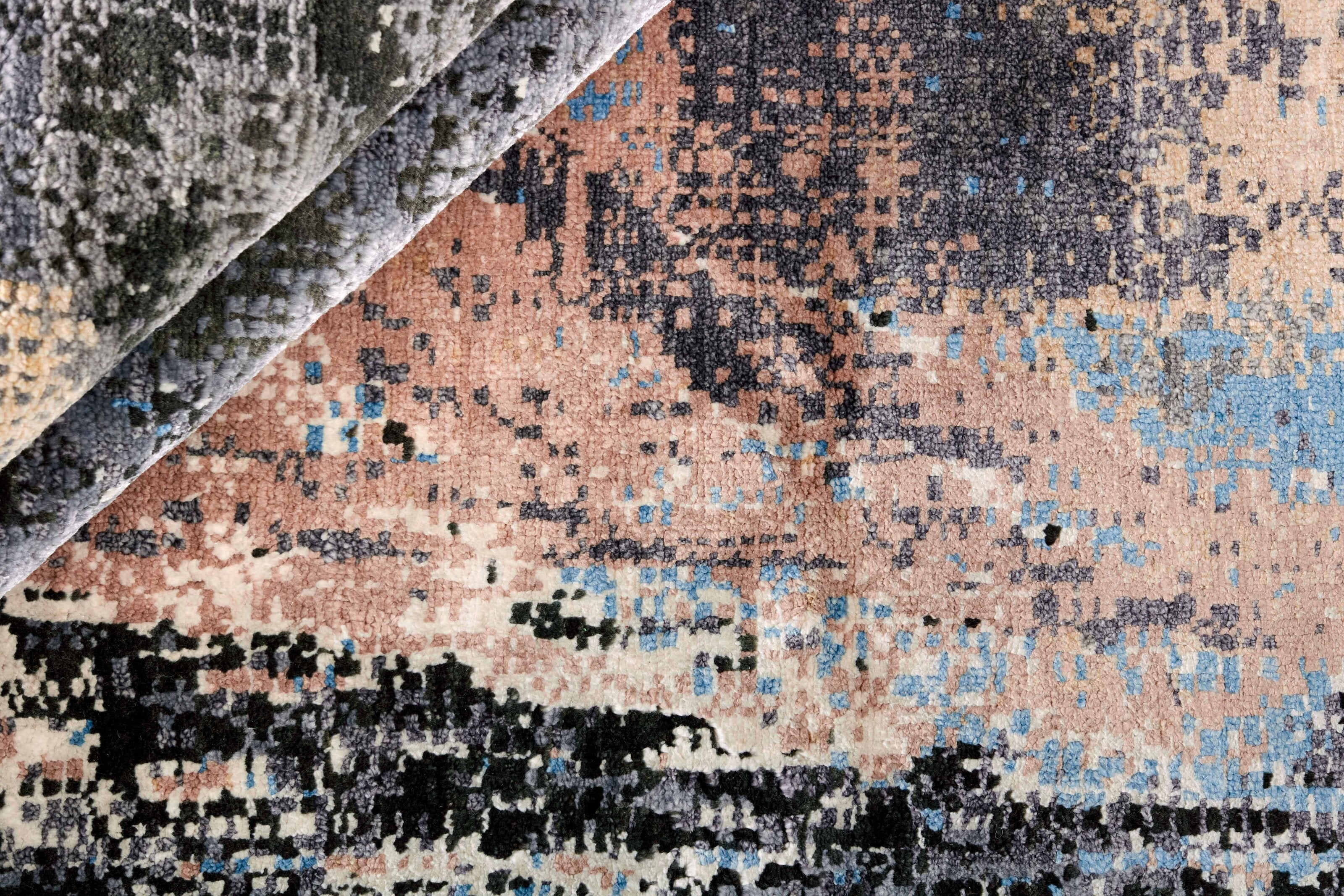 RUGS