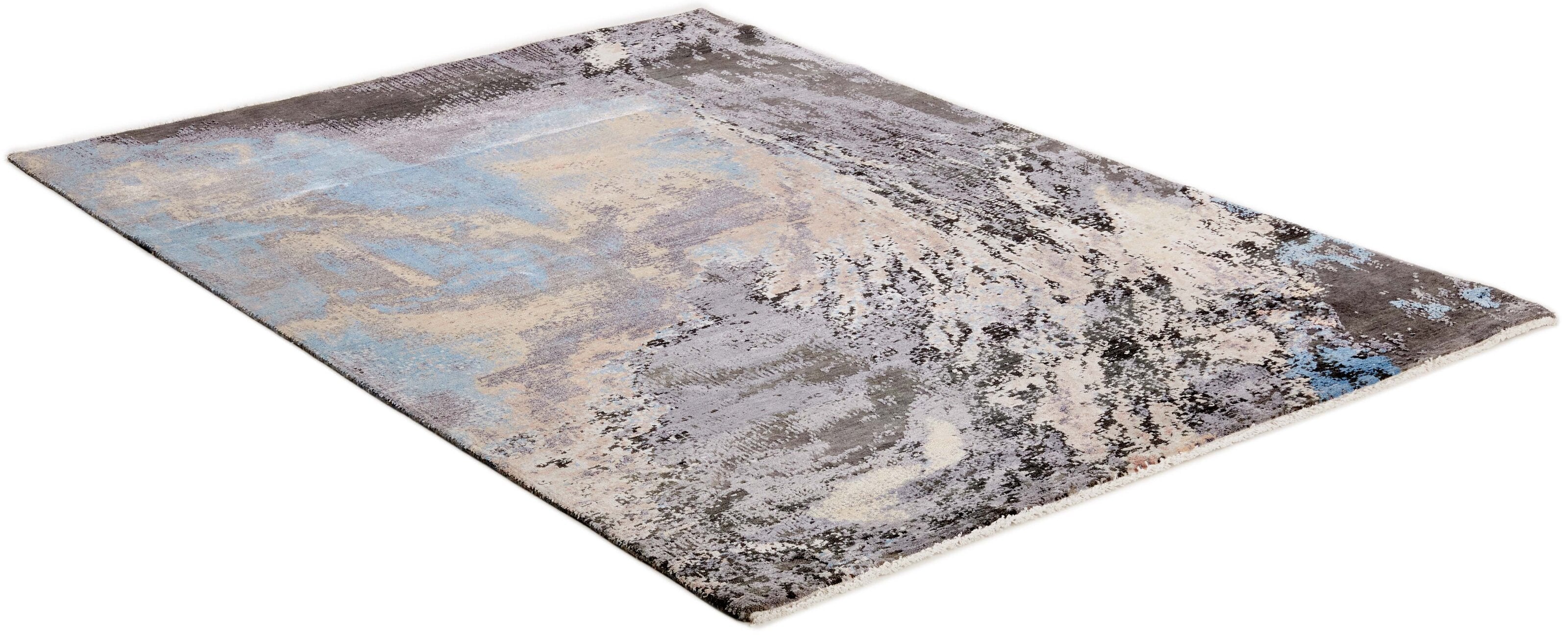 RUGS
