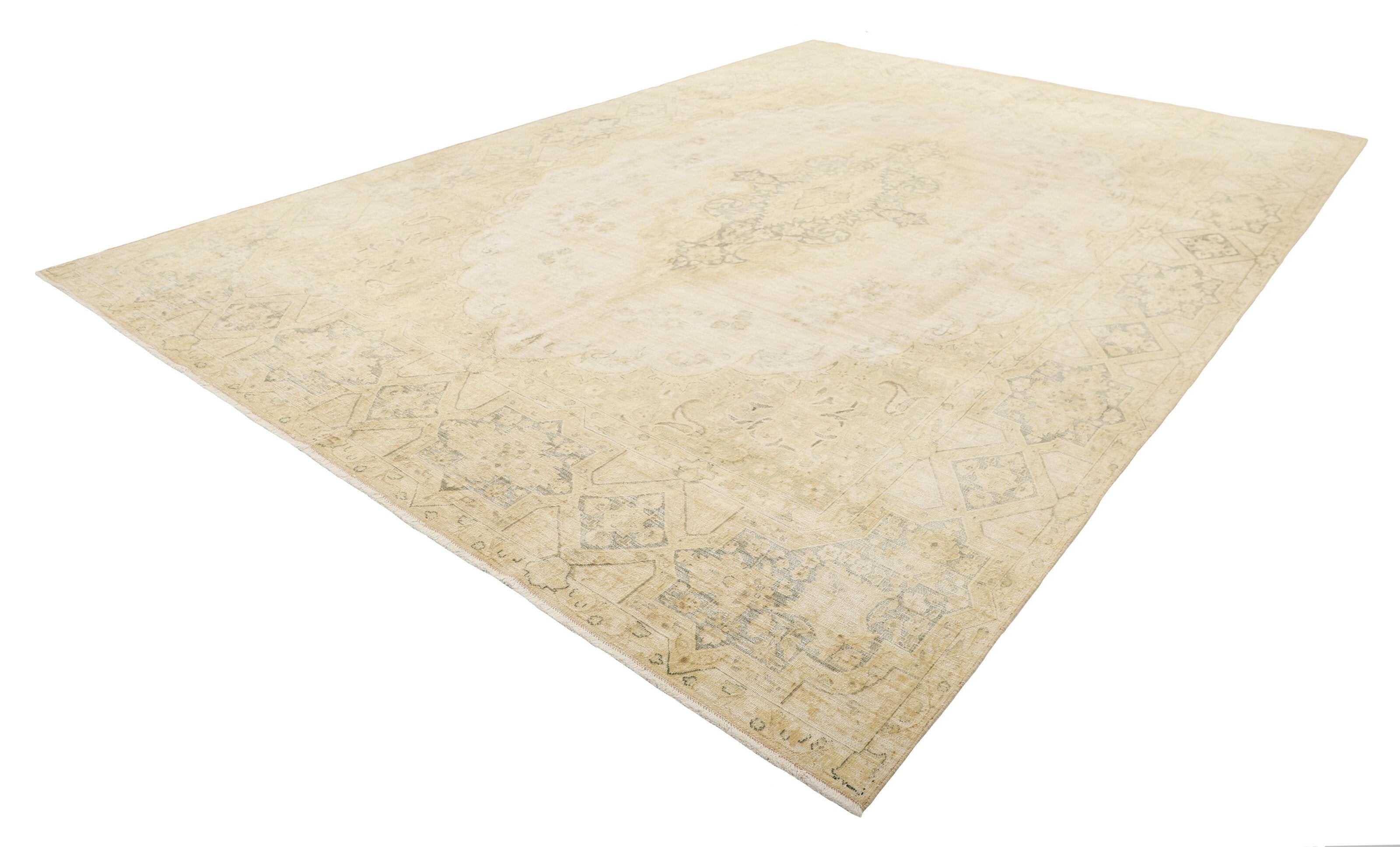 RUGS