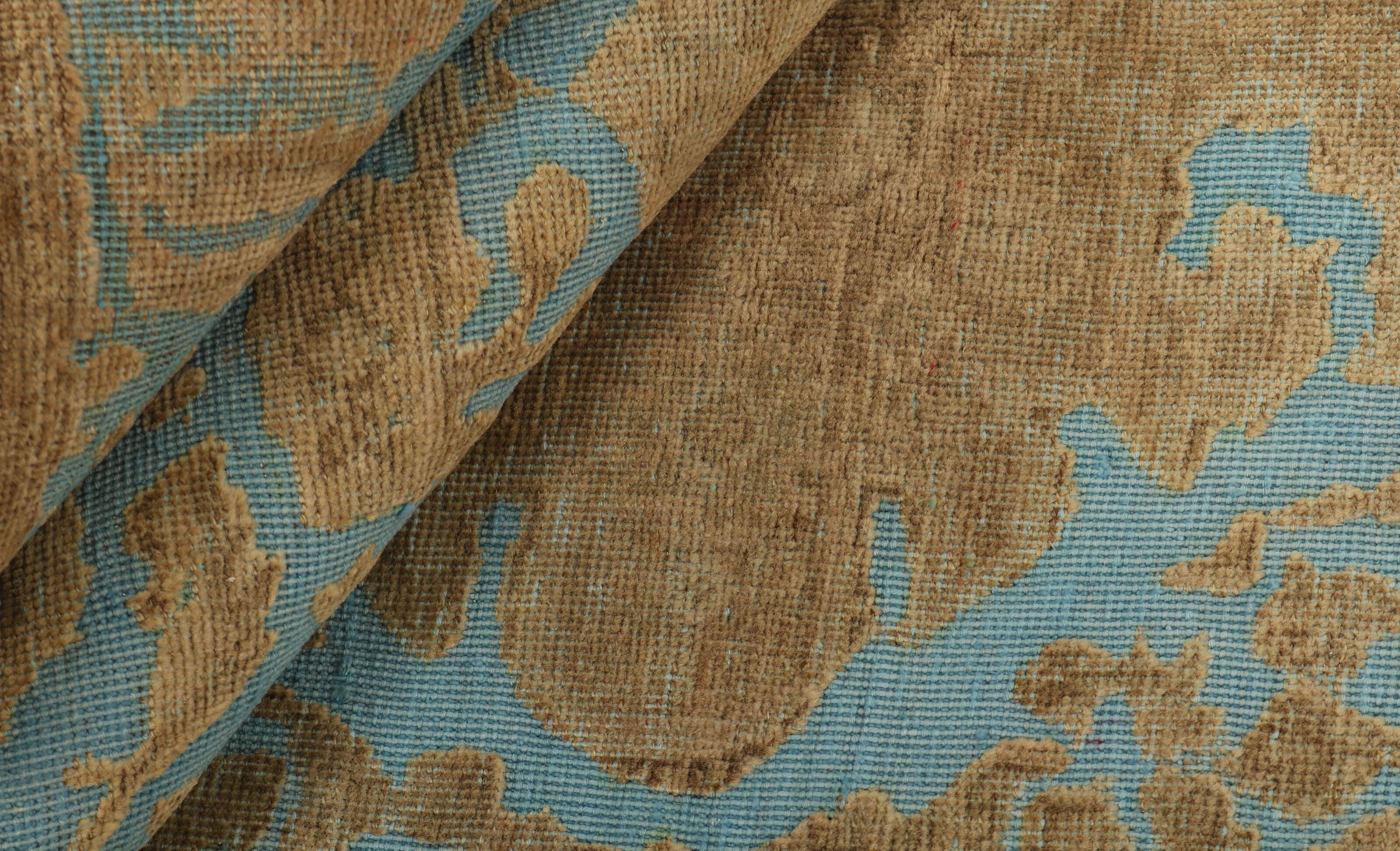 RUGS