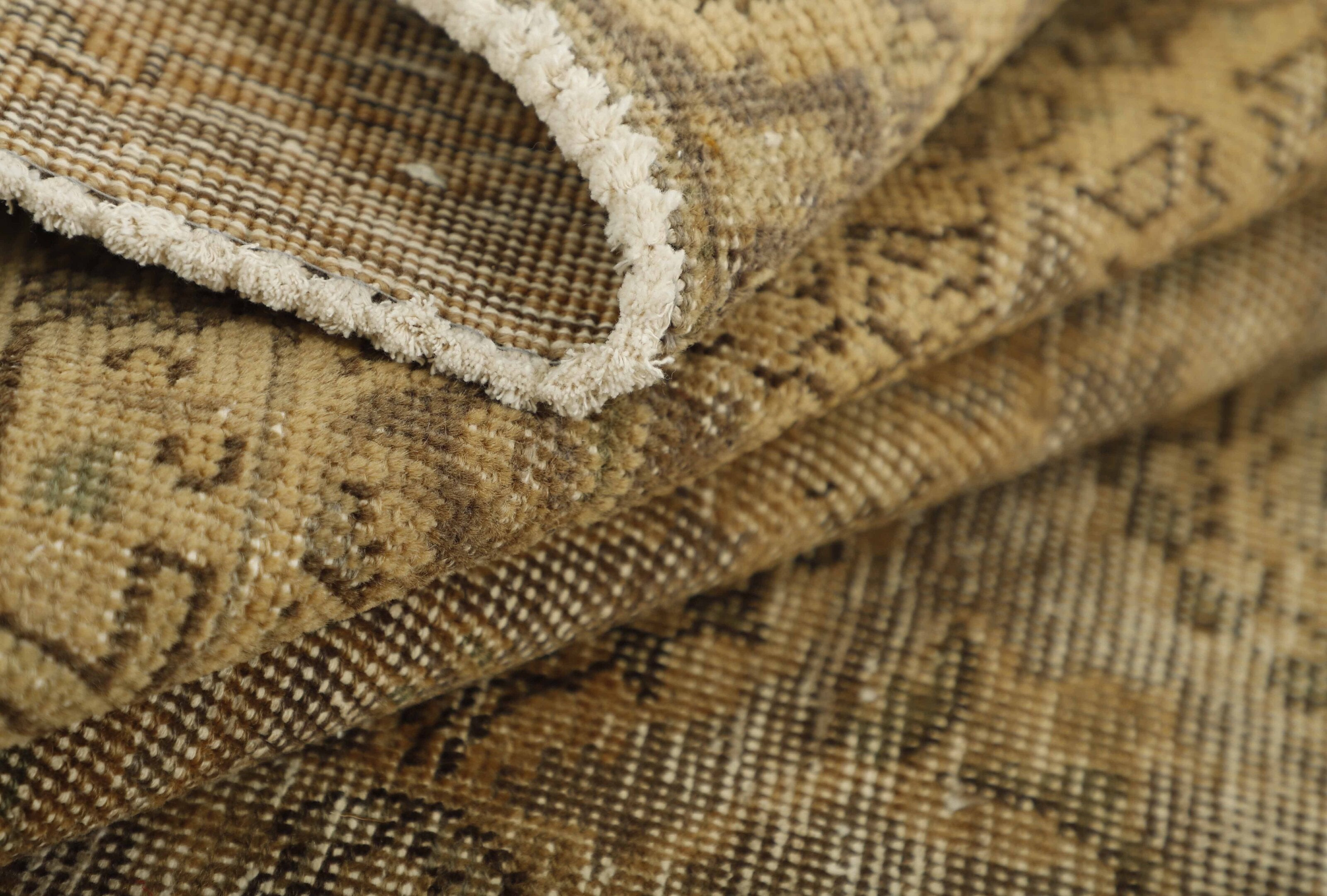 RUGS