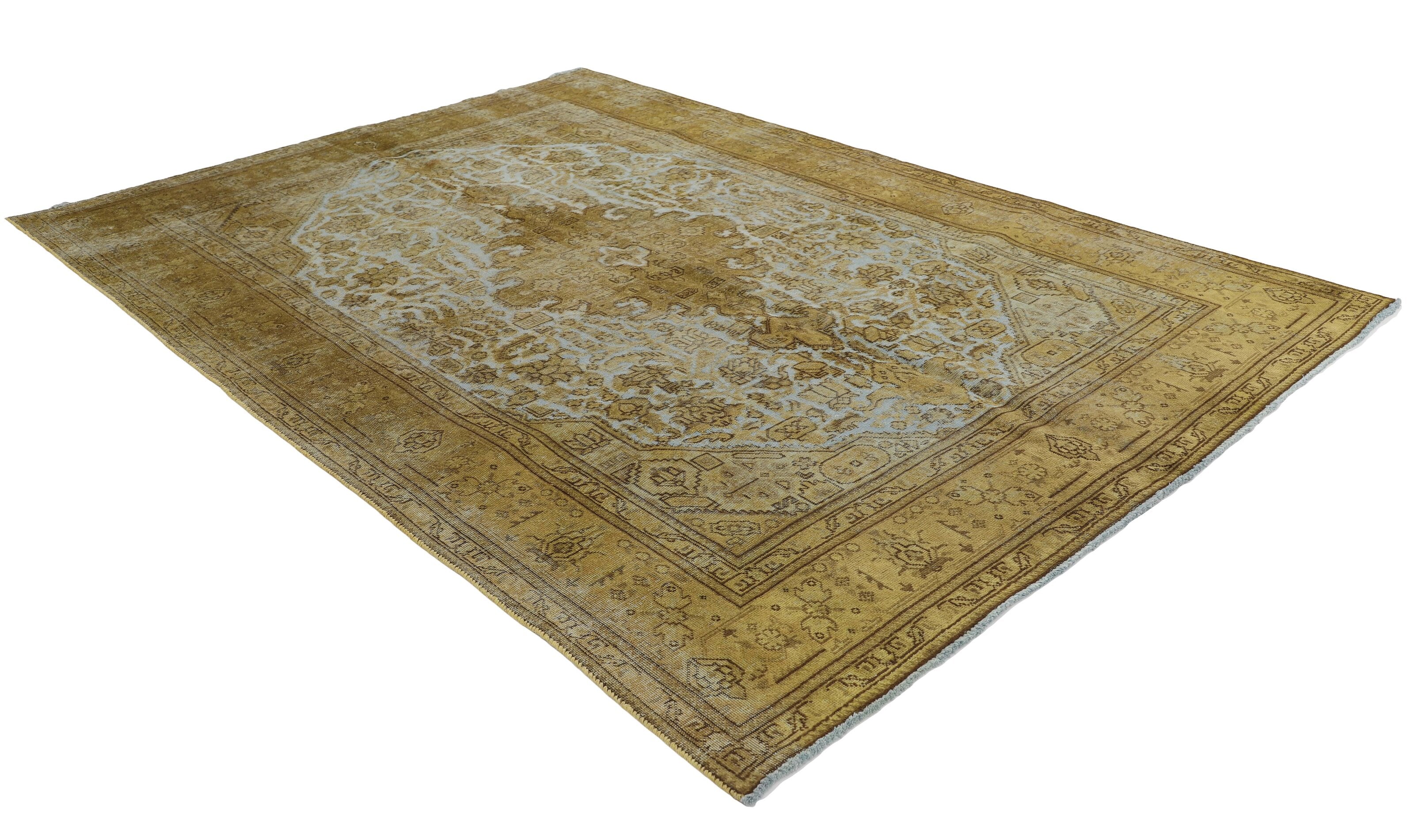 RUGS