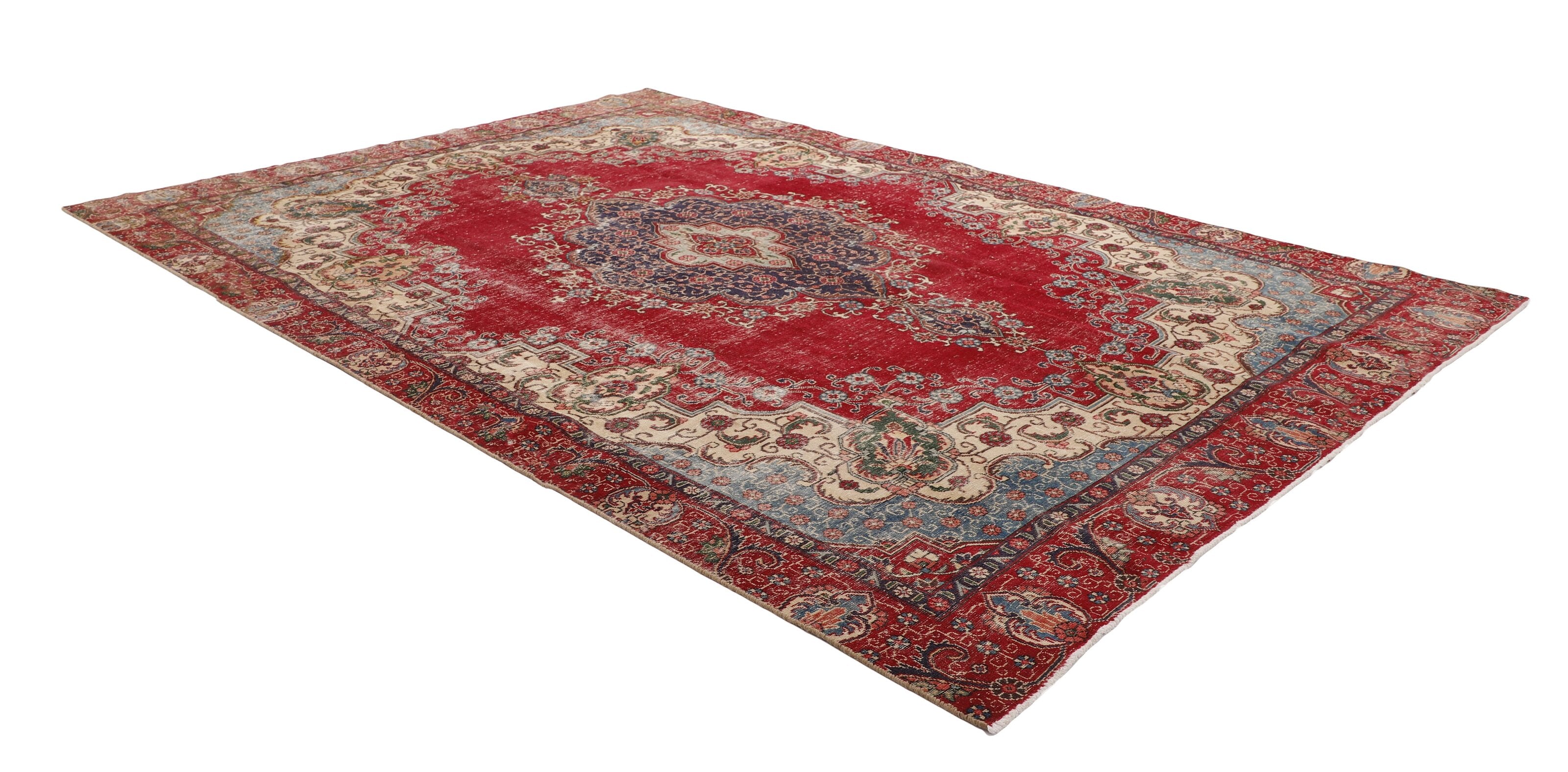 RUGS