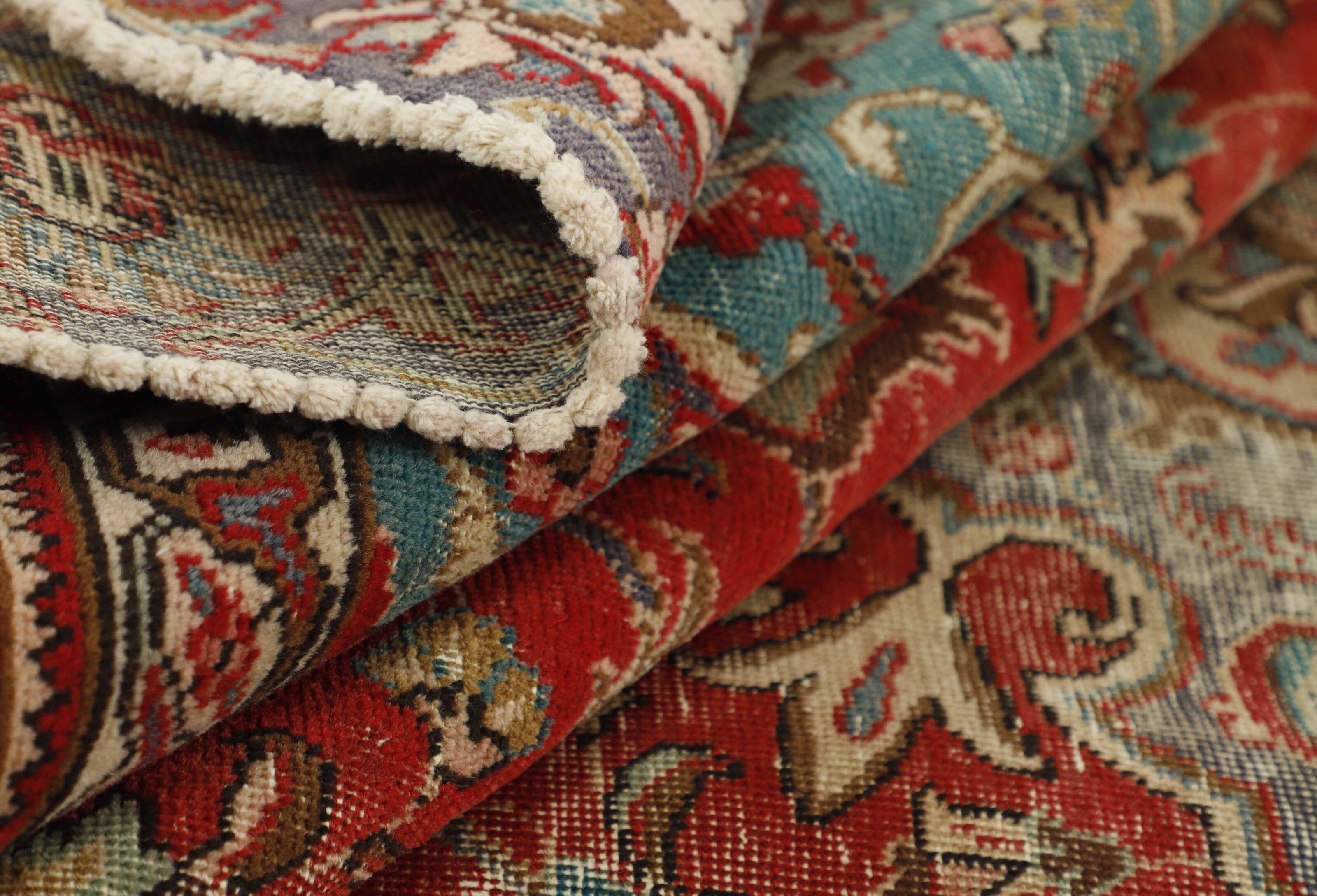RUGS