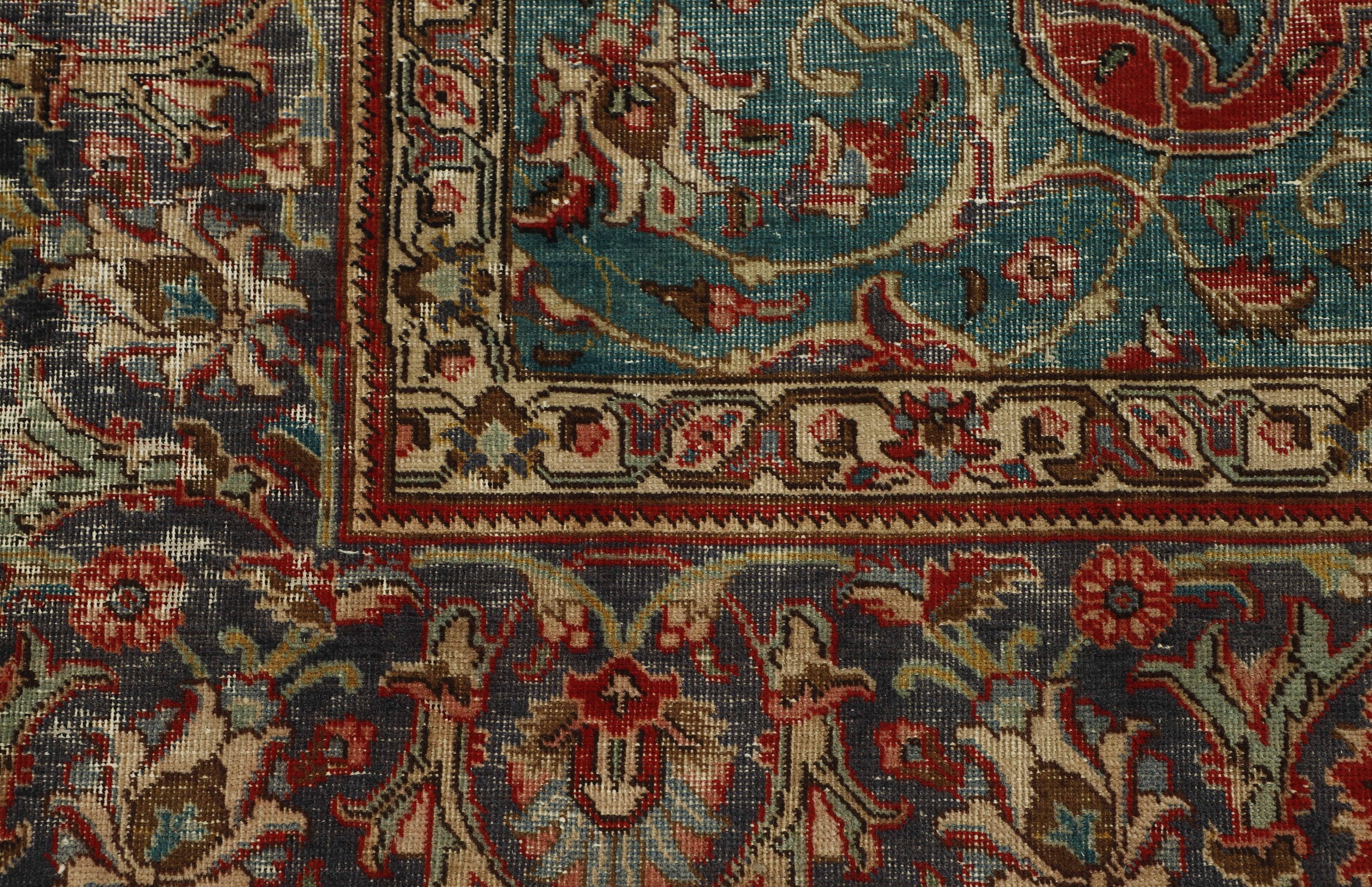RUGS
