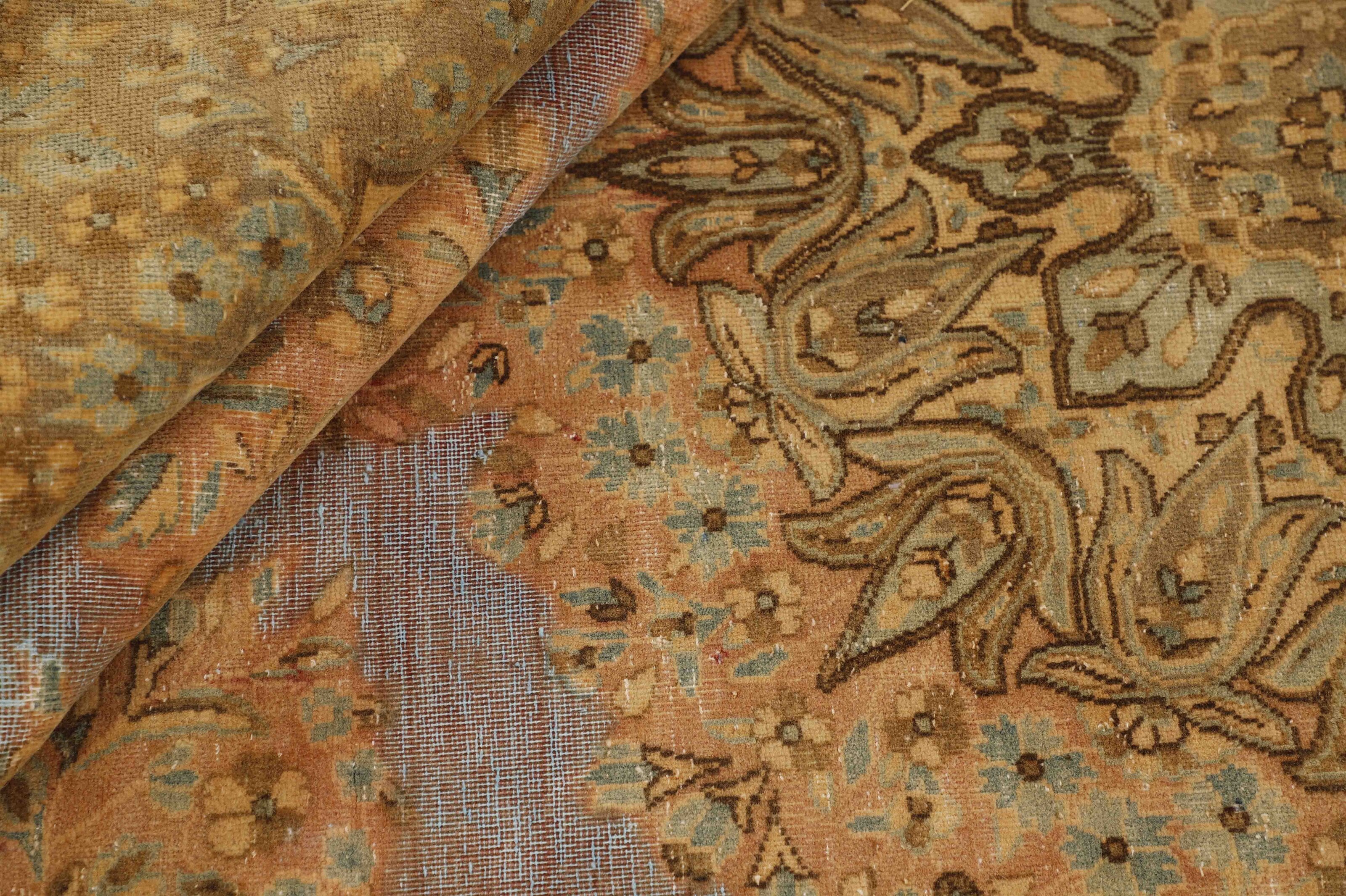 RUGS