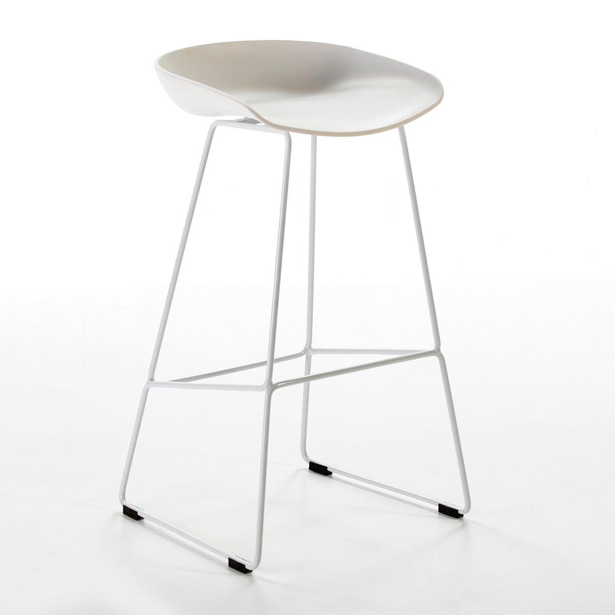 HIGH STOOLS