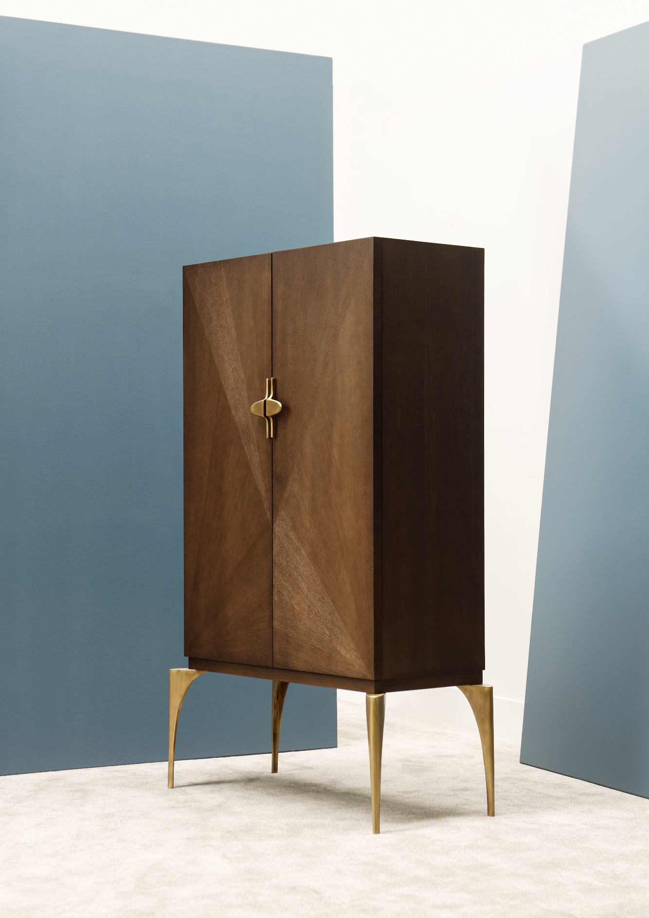 Cabinets & Storage