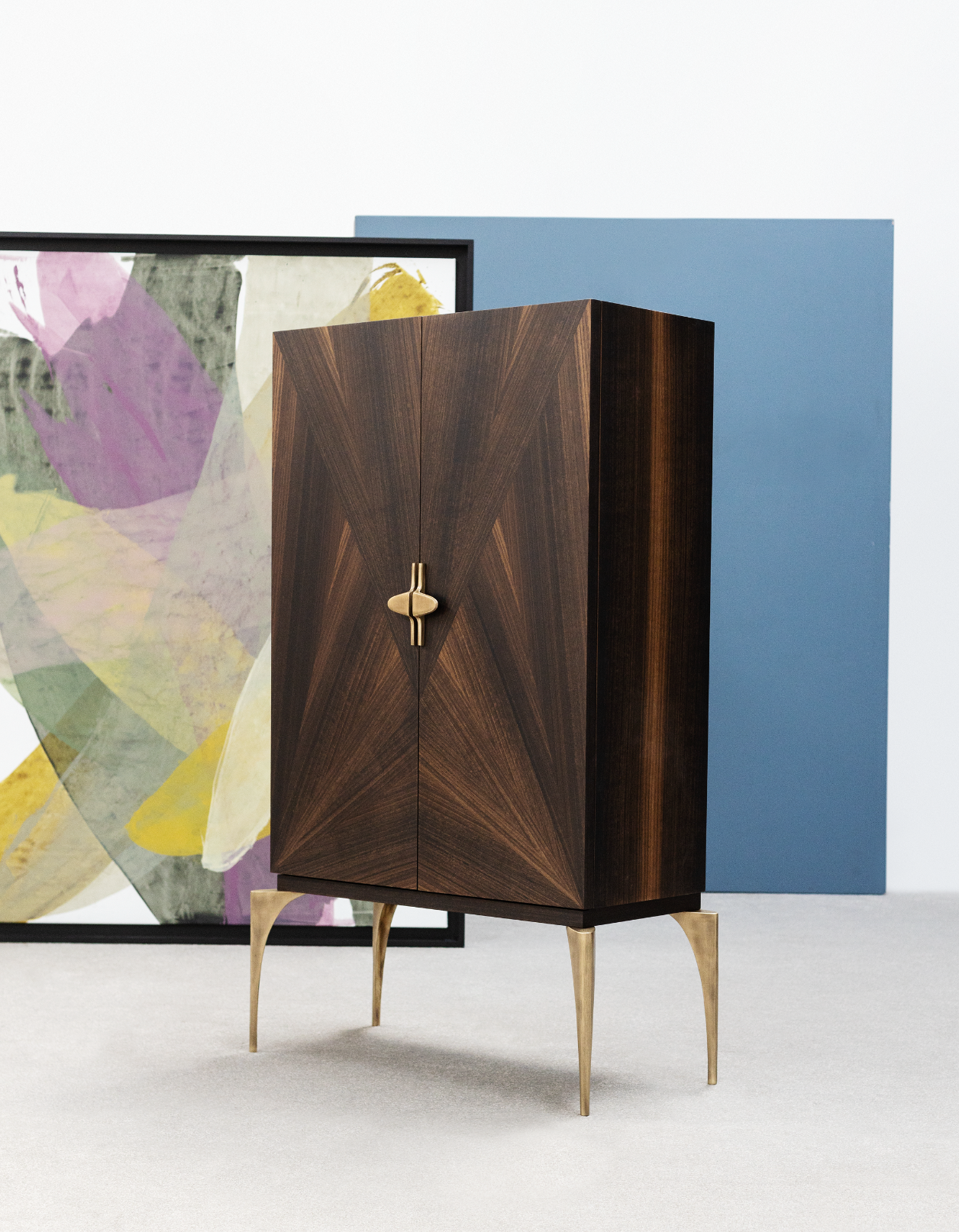 Cabinets & Storage