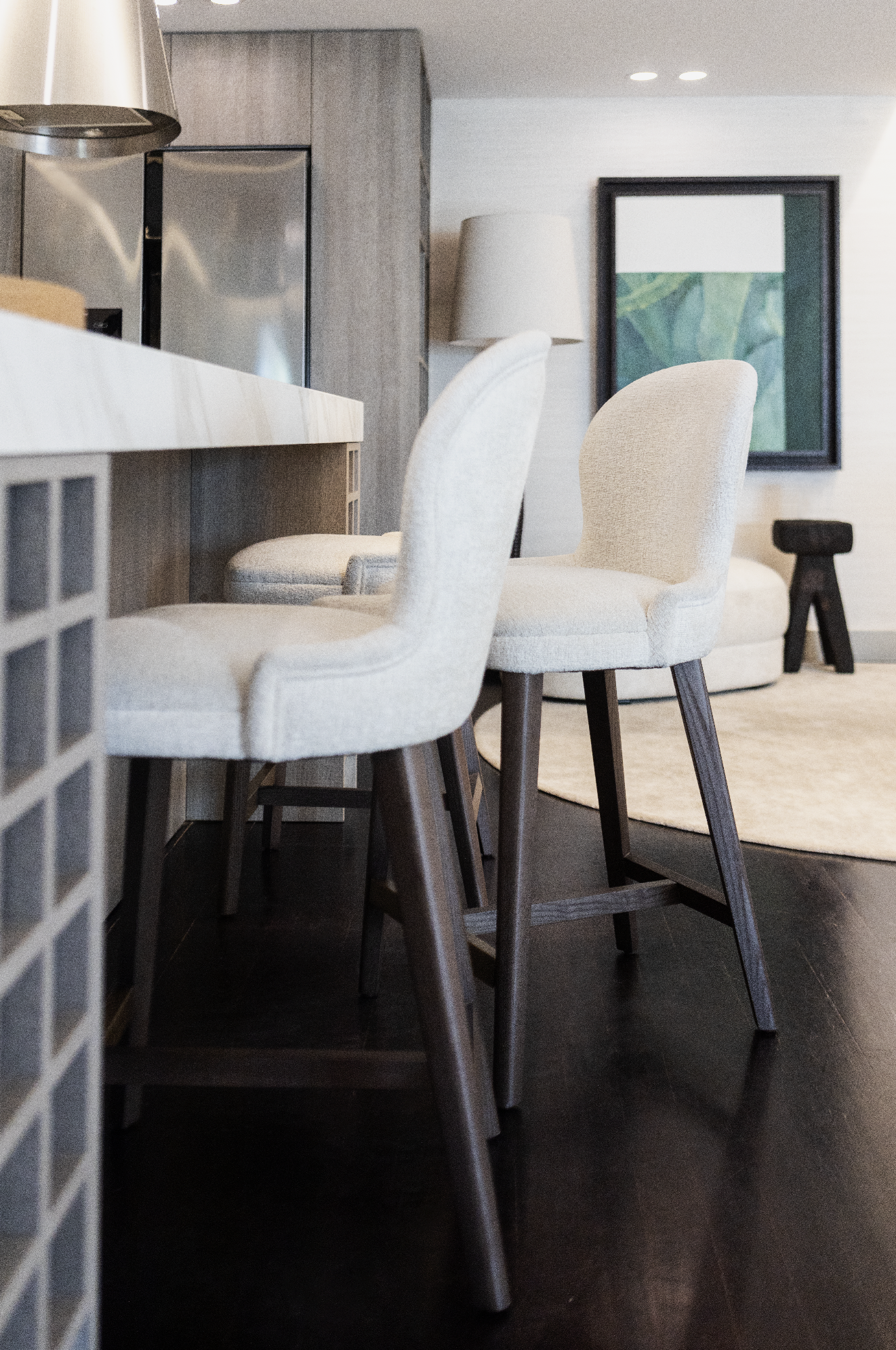 Chairs & Barstools
