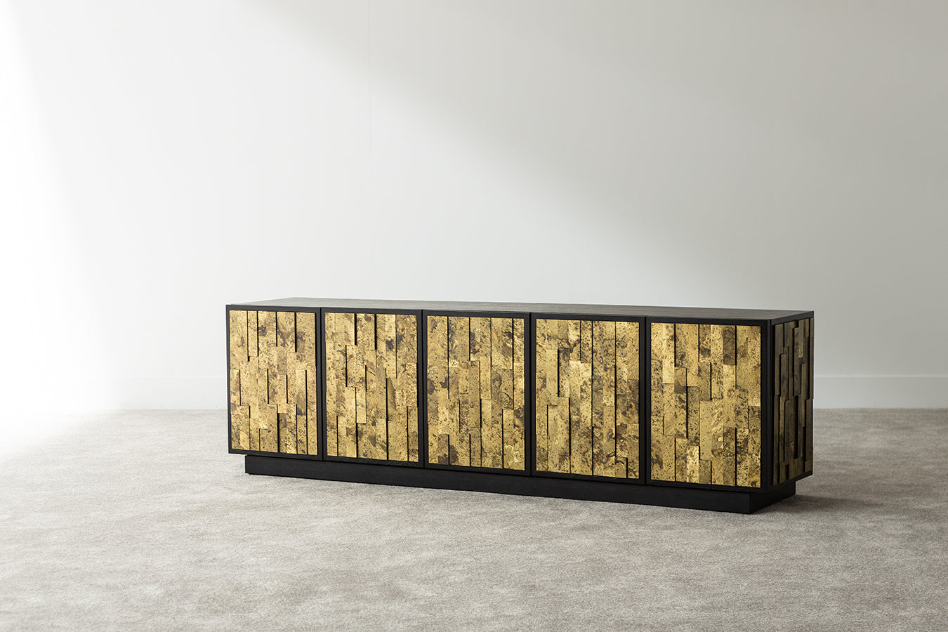 Cabinets & Storage