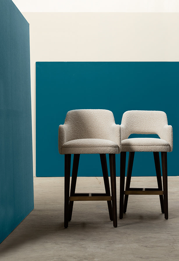 Chairs & Barstools