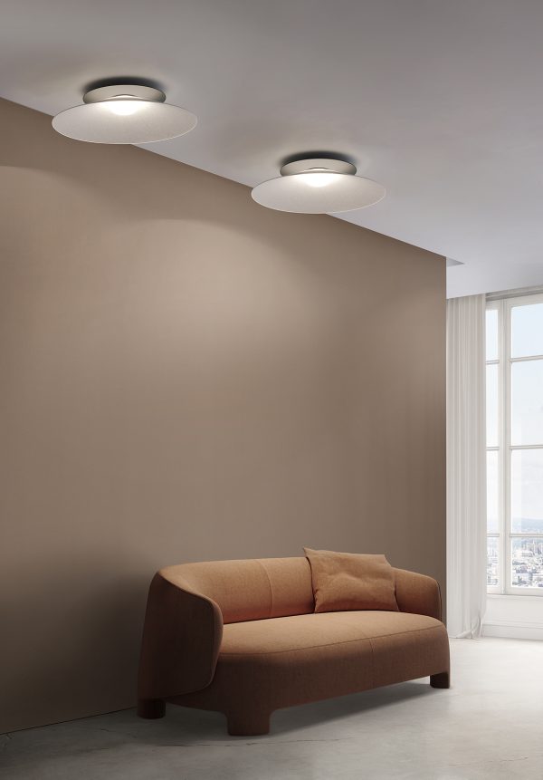 WALL LAMP