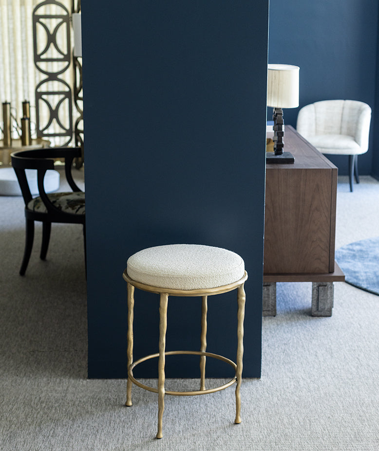 Chairs & Barstools