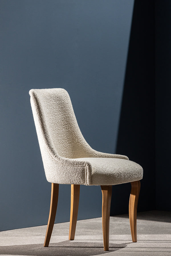 Chairs & Barstools