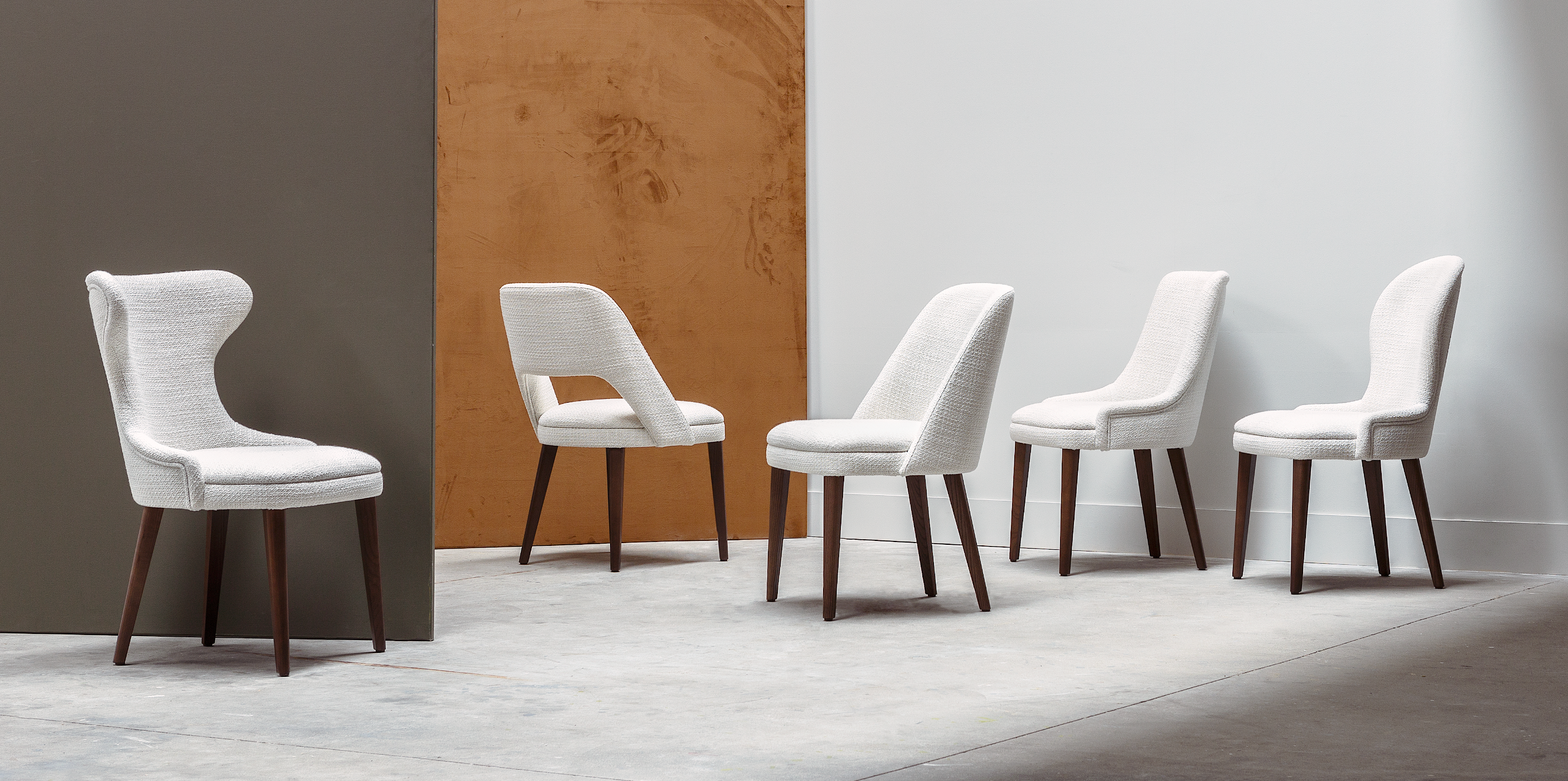Chairs & Barstools