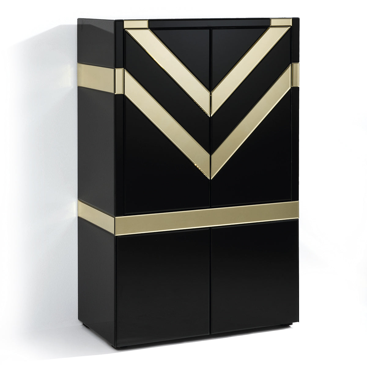SIDEBOARDS /CHEST OF DRAWERS