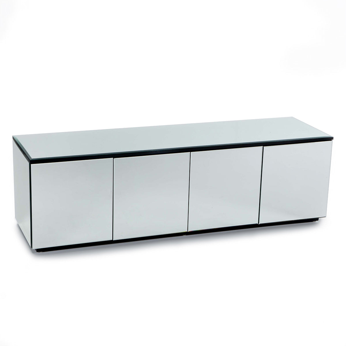 SIDEBOARDS /CHEST OF DRAWERS