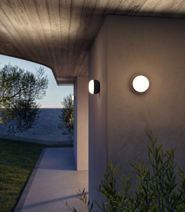 WALL LAMP