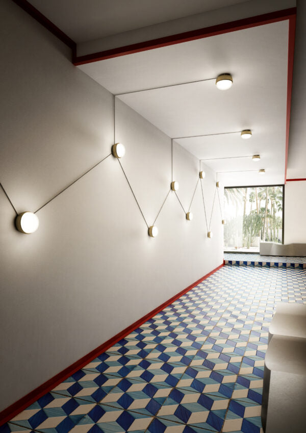 WALL LAMP