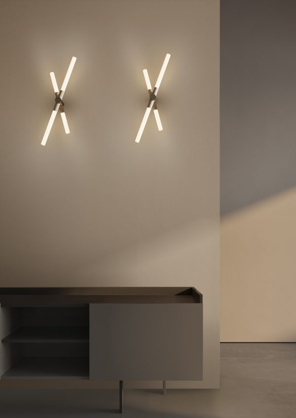 WALL LAMP