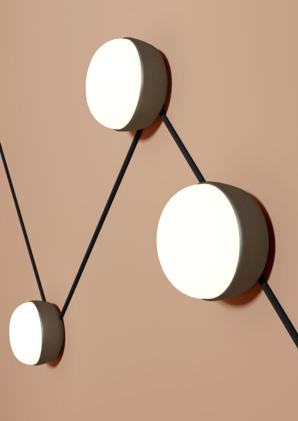 WALL LAMP