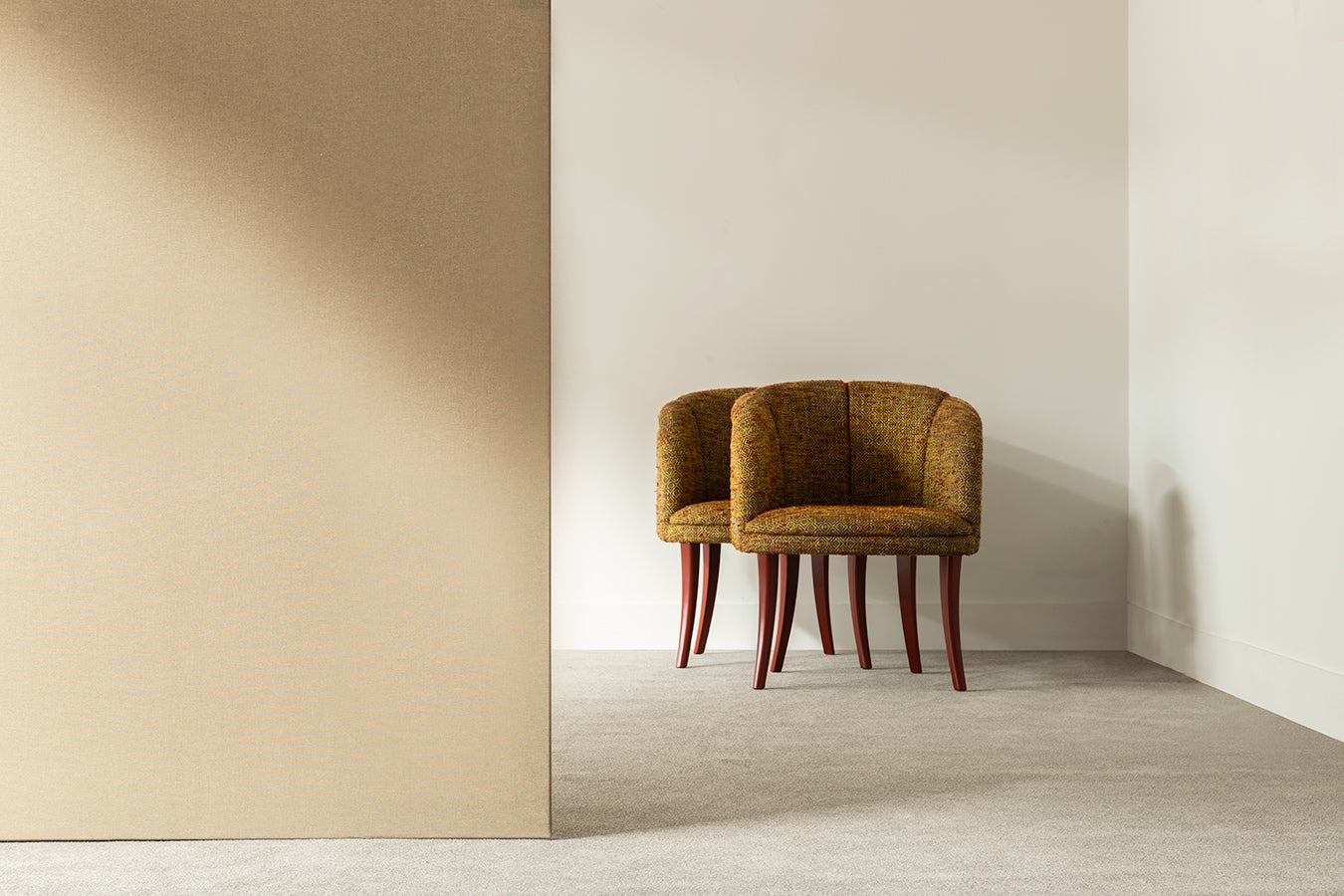 Chairs & Barstools