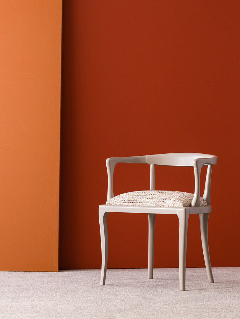 Chairs & Barstools