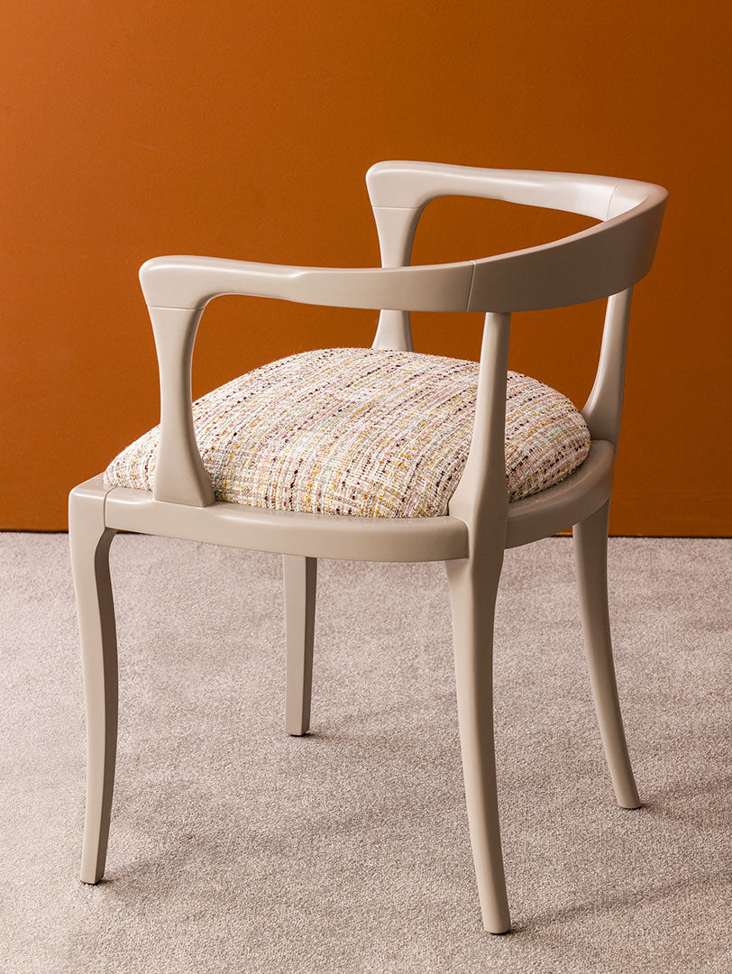 Chairs & Barstools