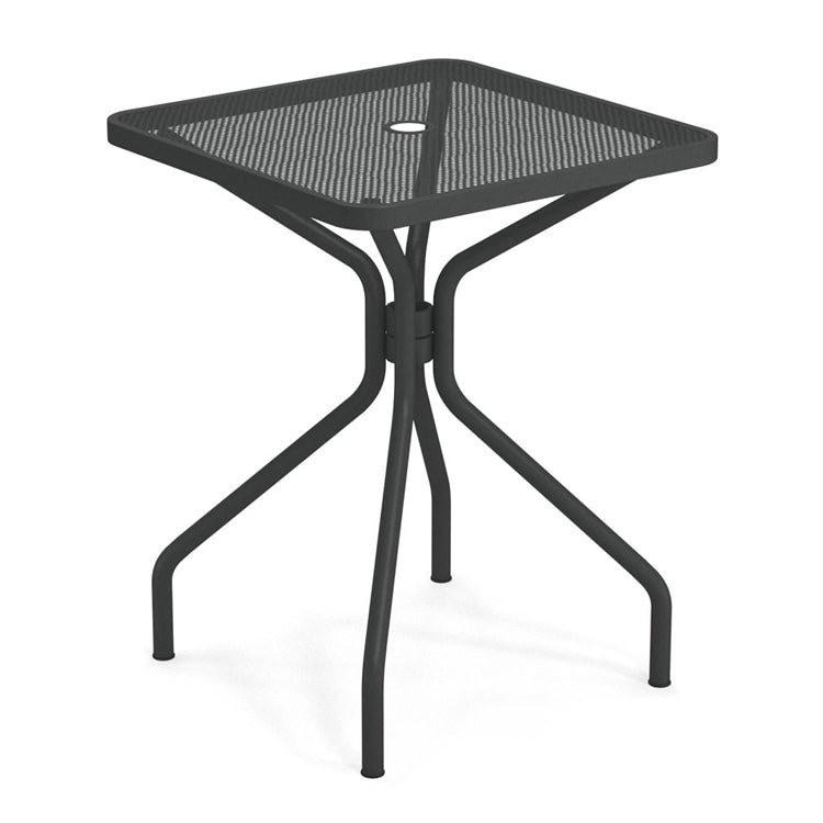 OUTDOOR TABLES