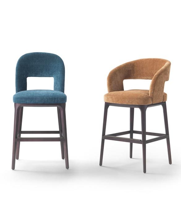 CHAIRS / STOOLS