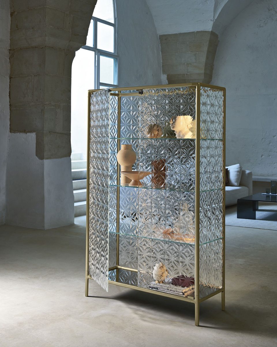 SHOWCASES AND CUPBOARDS