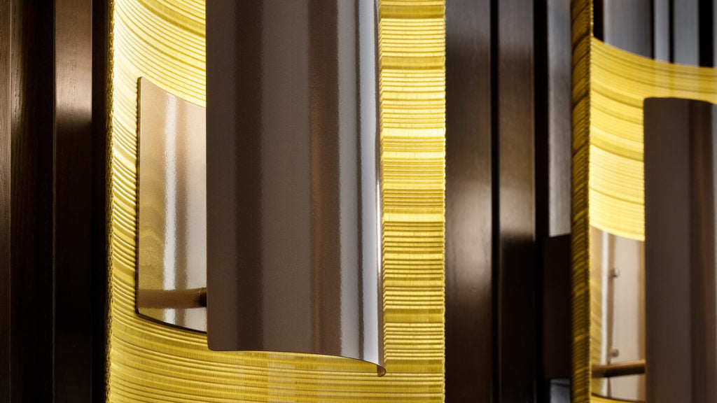 WALL LAMP
