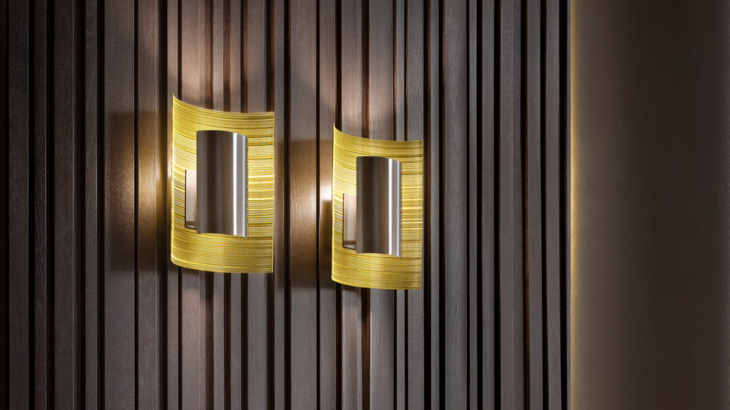 WALL LAMP