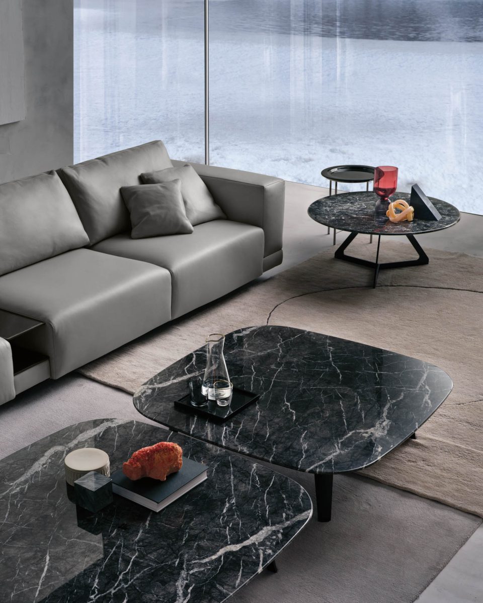 COFFEE AND SIDE TABLES