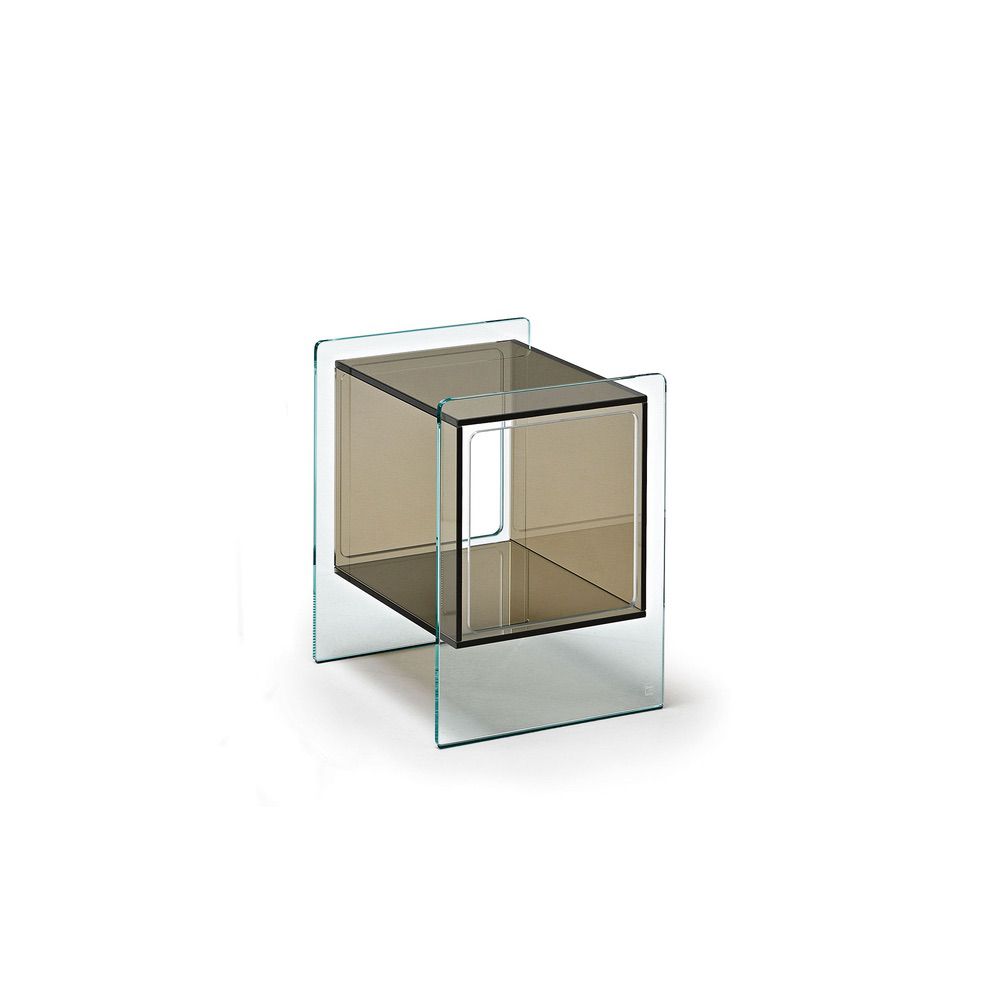 NIGHTSTANDS