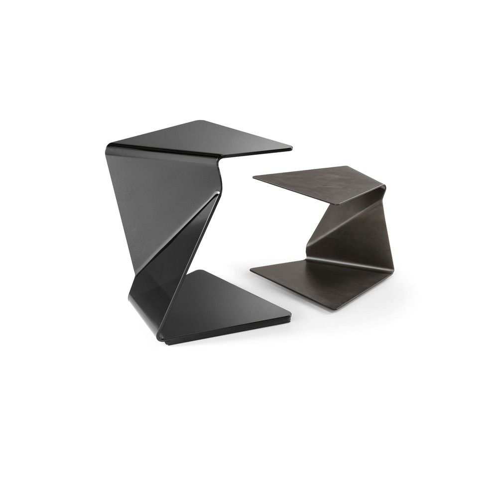 COFFEE AND SIDE TABLES