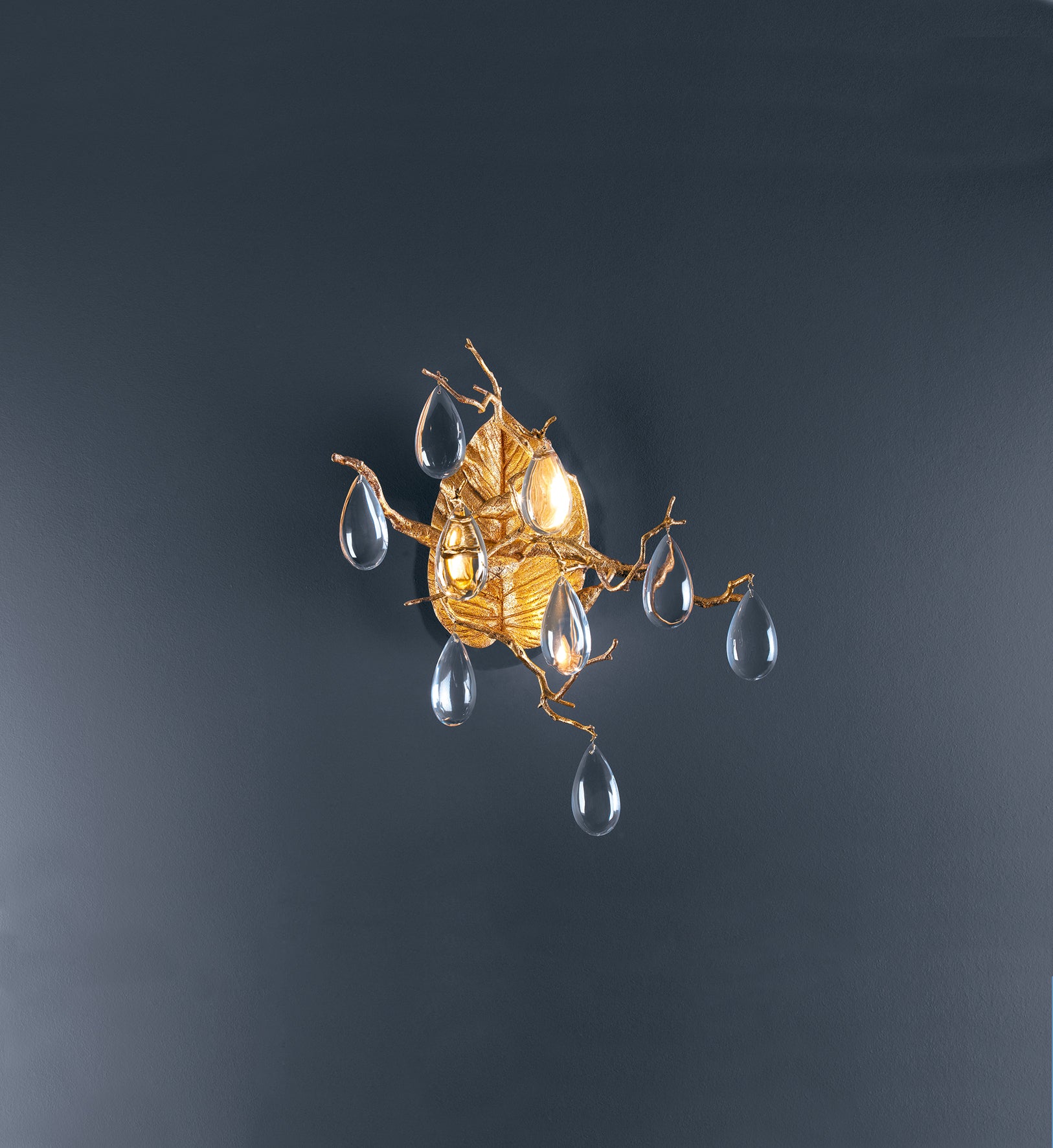 WALL LAMP