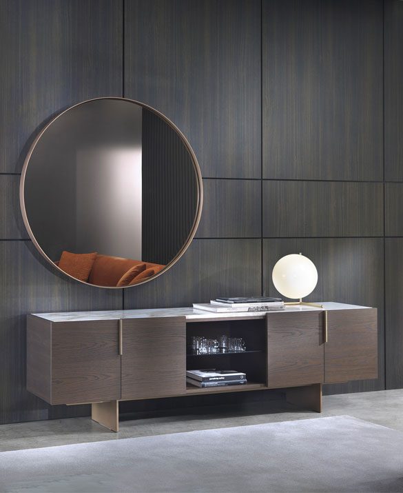BOOKSHELVES / CONSOLES / MIRRORS