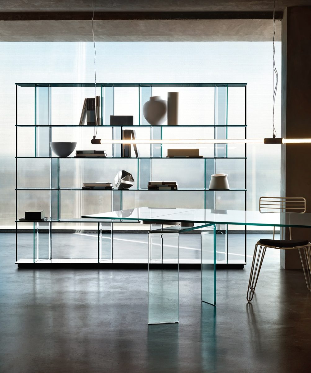 BOOKCASES AND SYSTEMS