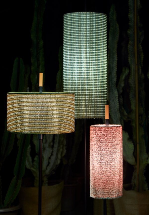 FLOOR LAMP