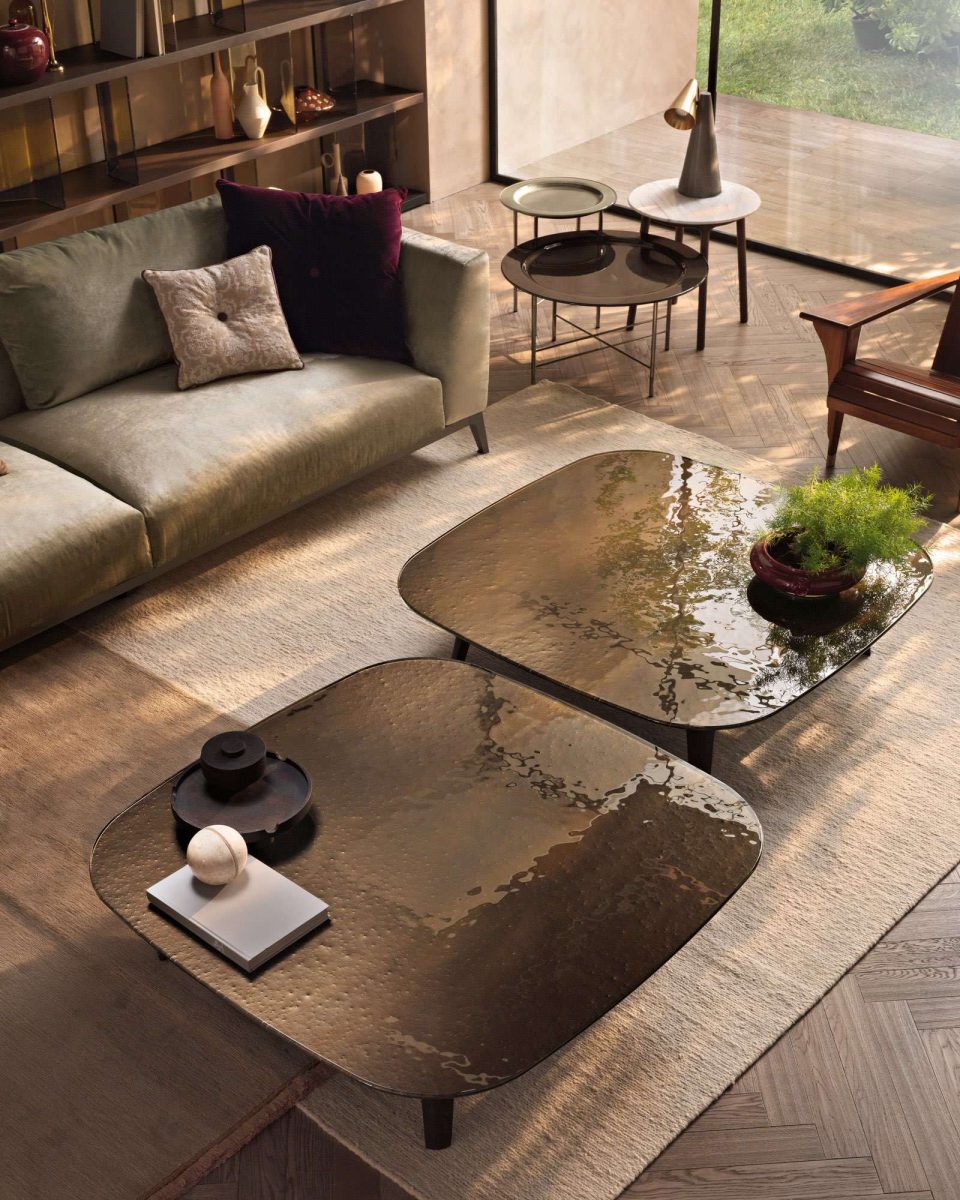 COFFEE AND SIDE TABLES