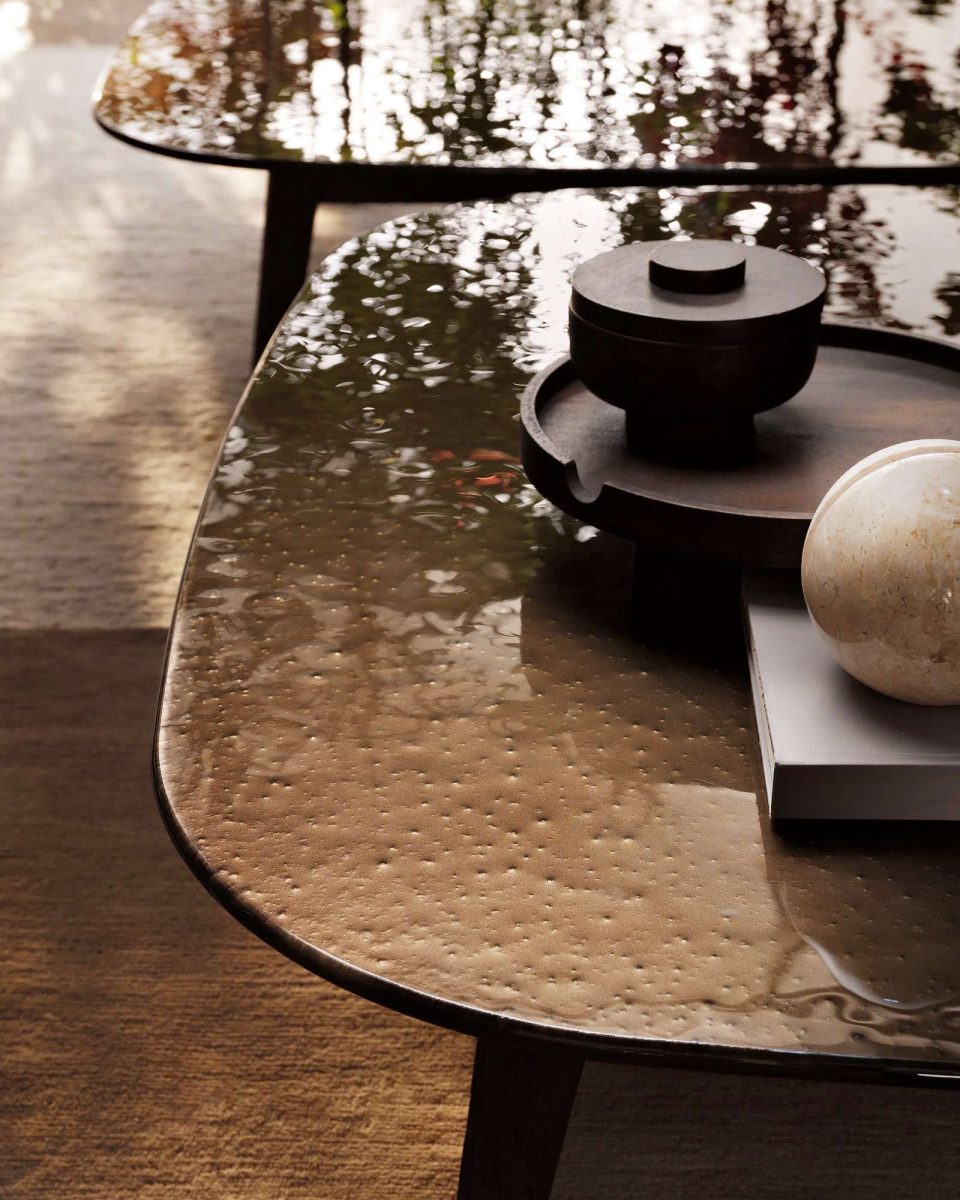 COFFEE AND SIDE TABLES