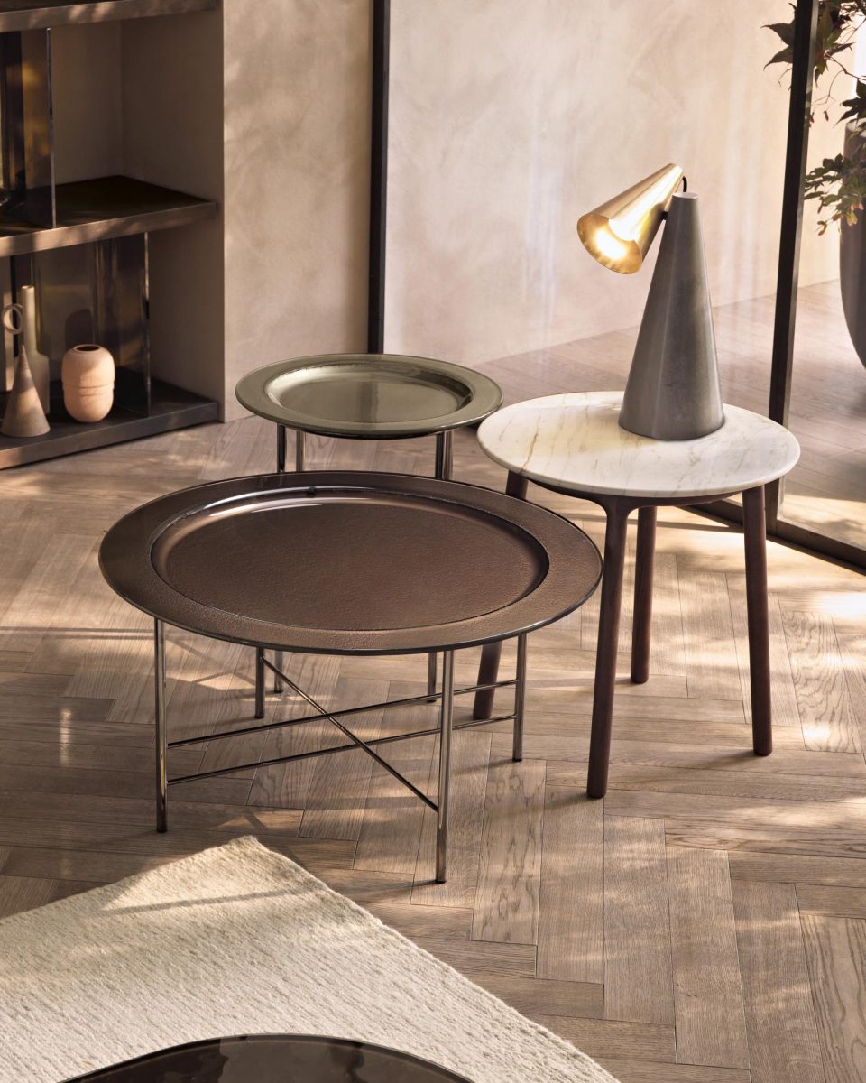 COFFEE AND SIDE TABLES