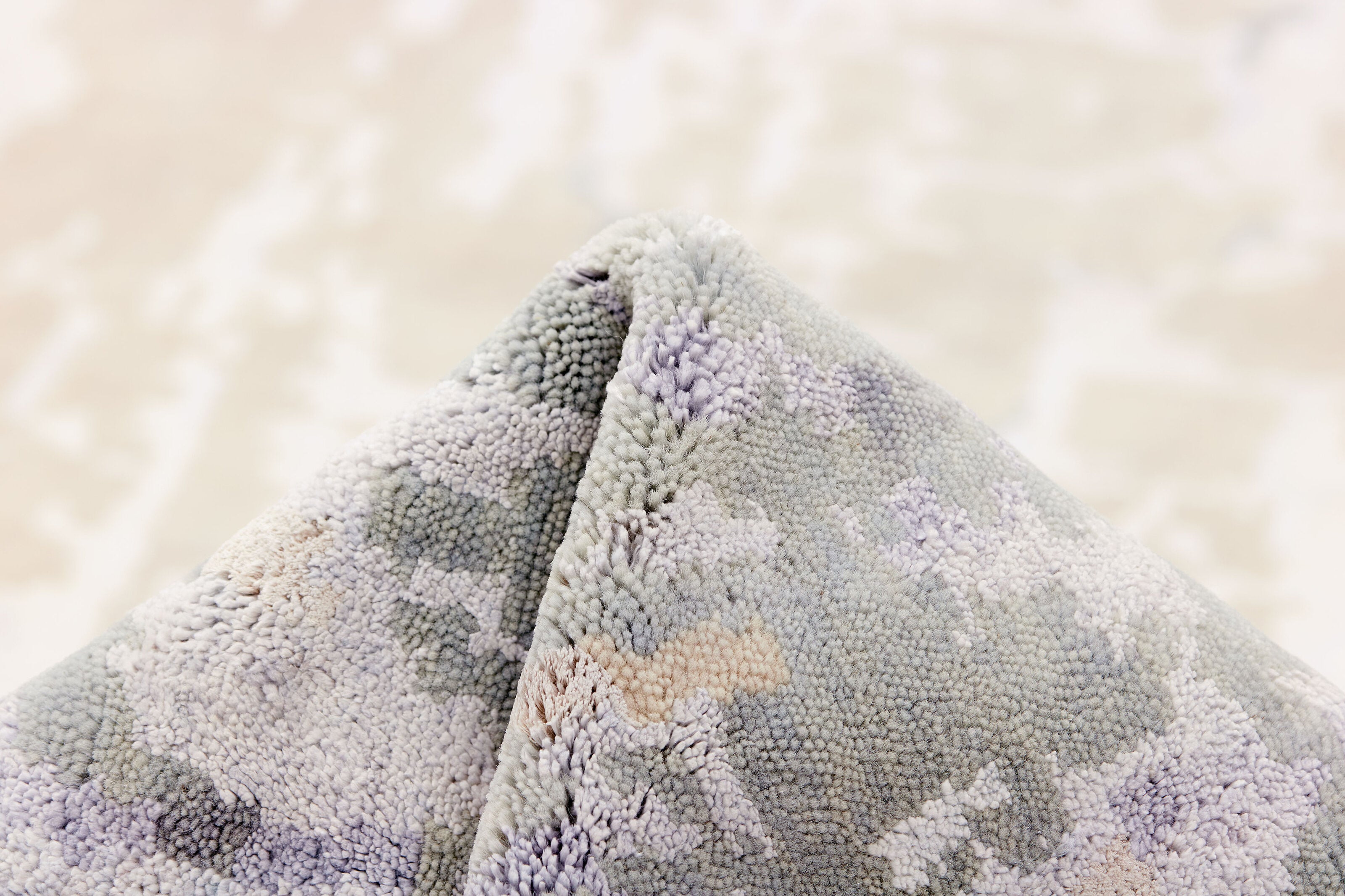 RUGS