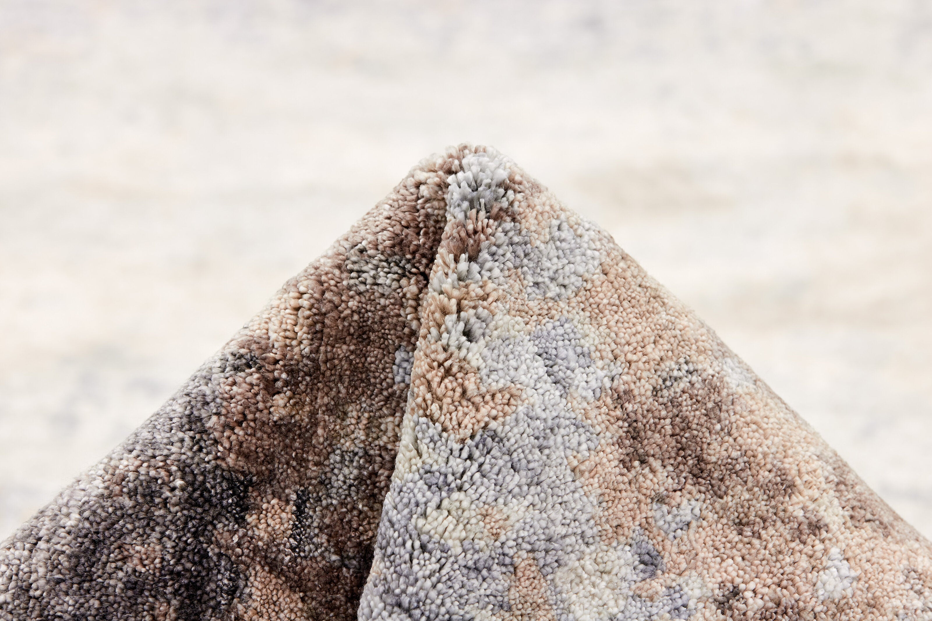 RUGS