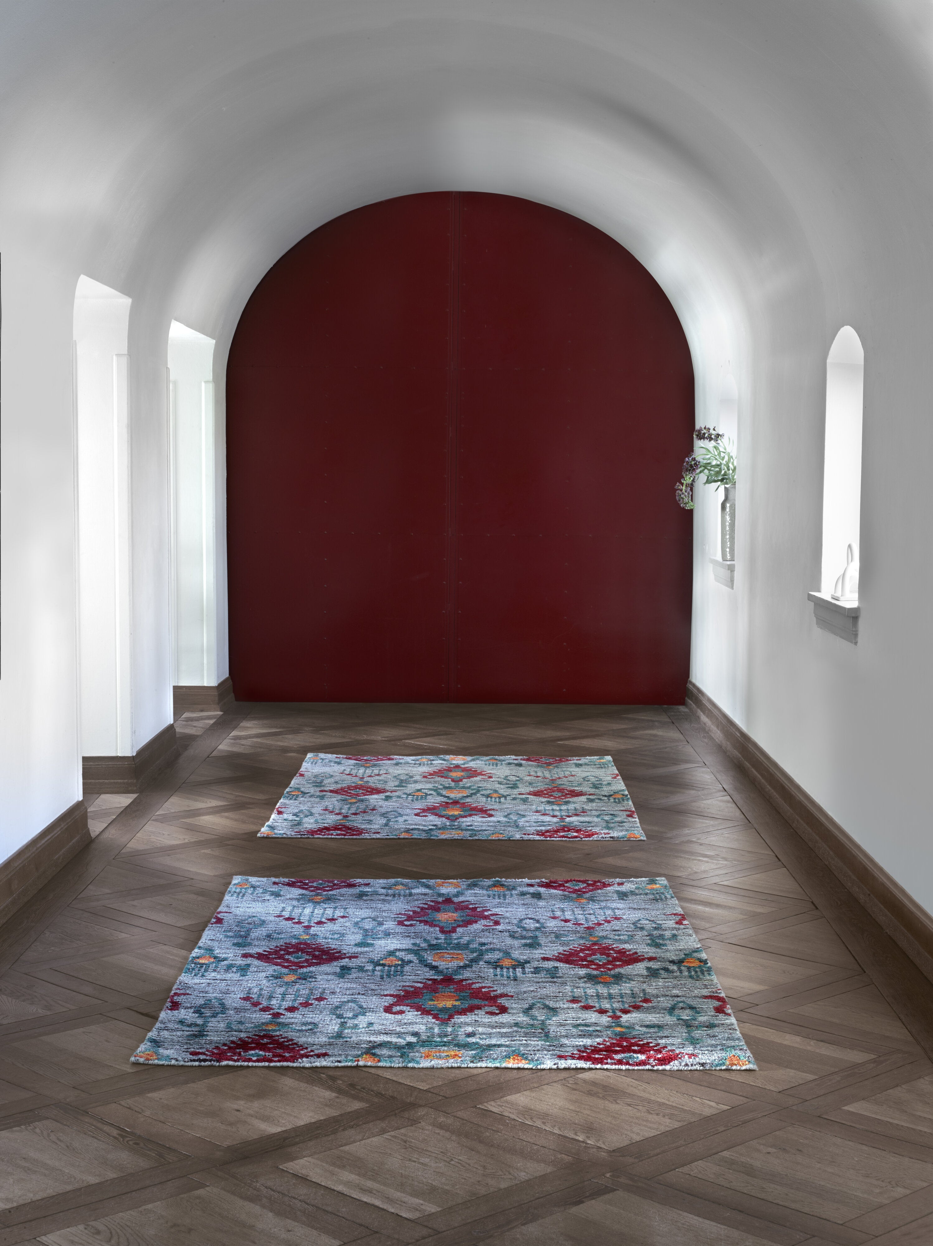 RUGS