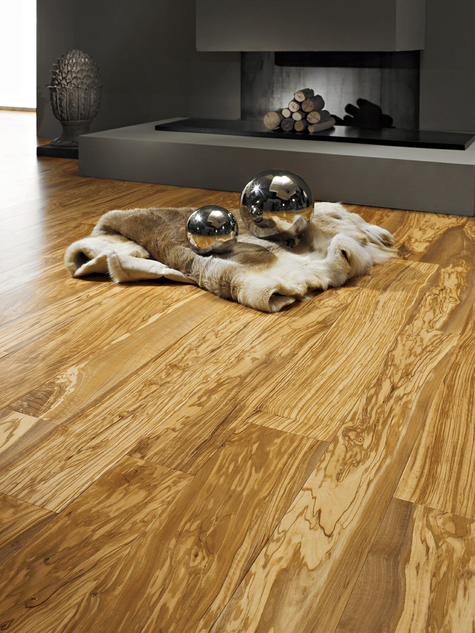 WOOD FLOORING