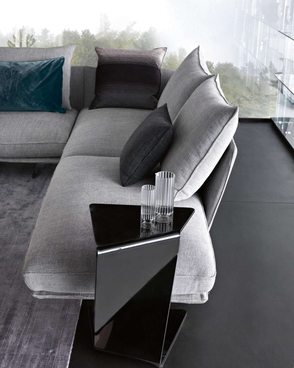 COFFEE AND SIDE TABLES