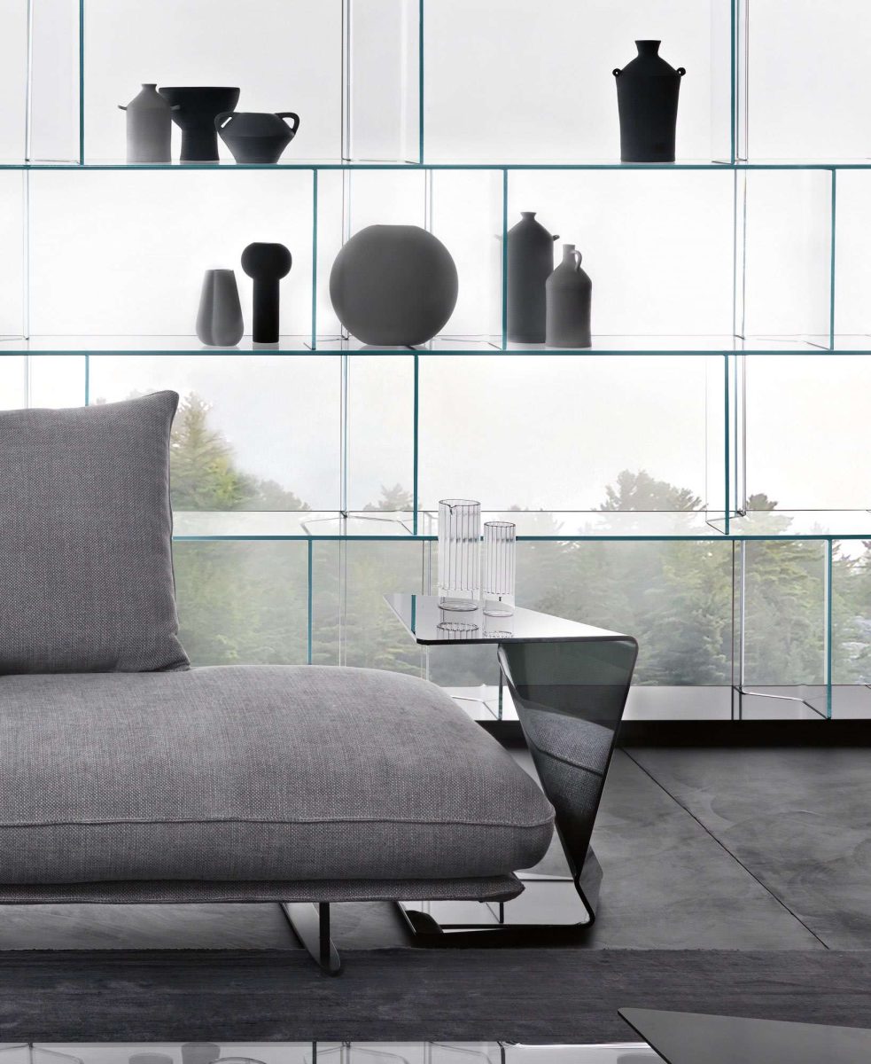 COFFEE AND SIDE TABLES